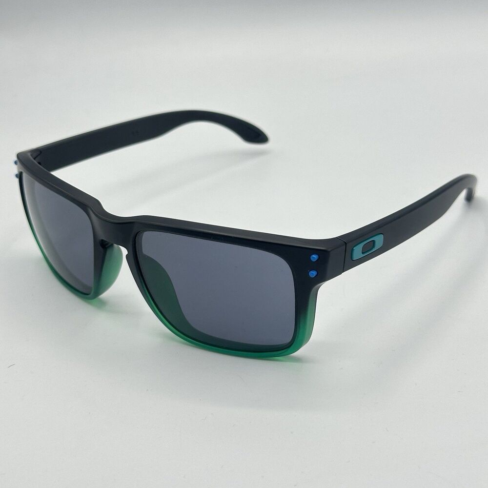 Oakley Holbrook Matte Jade Fade Grey Lens Teal O Icons Sunglasses (Authentic)